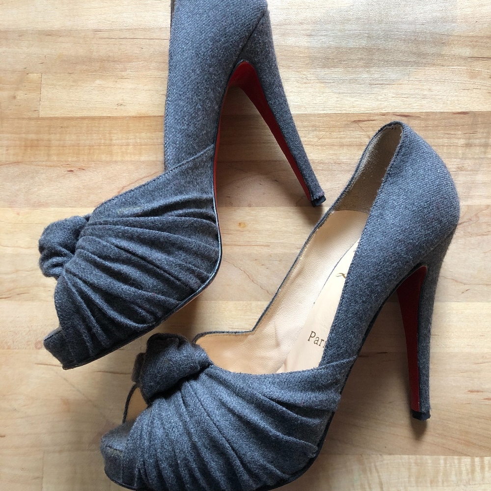 Christian Louboutin Flannel Lady Gres Pumps